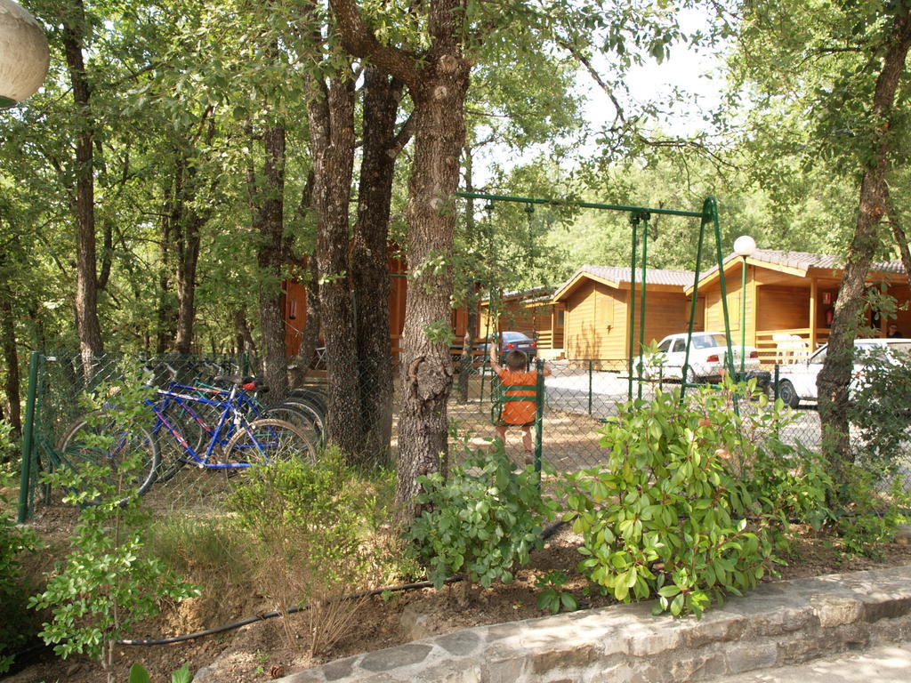 Camping Ainsa Hotel Exterior foto
